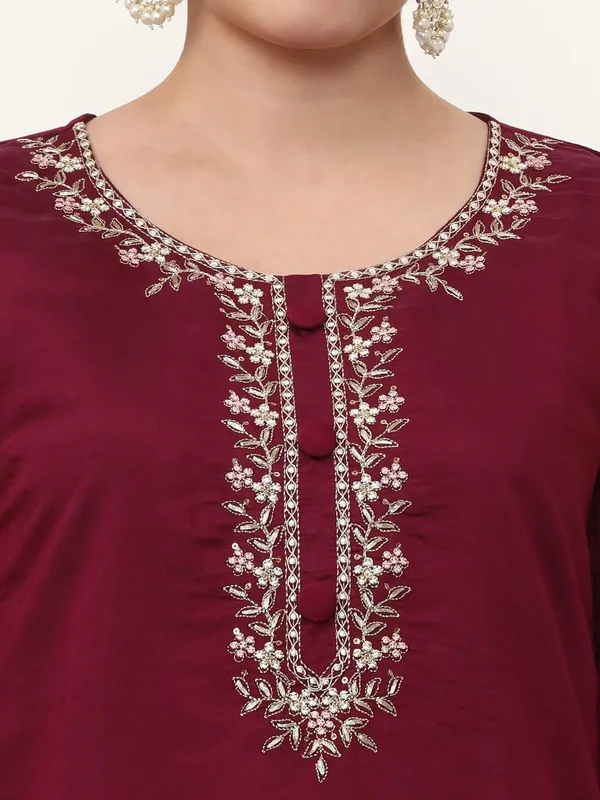 Wine_Jaipur_Kurti_Floral_Embroidered_Silk_Blend_Straight_Kurta_And_Trousers_Sets