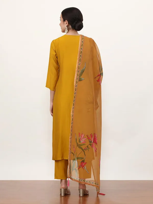 Yellow_Jaipur_Kurti_Floral_Printed_Anarkali_Poly_Chiffon_Flared_Kurta_And_Churidar_Sets