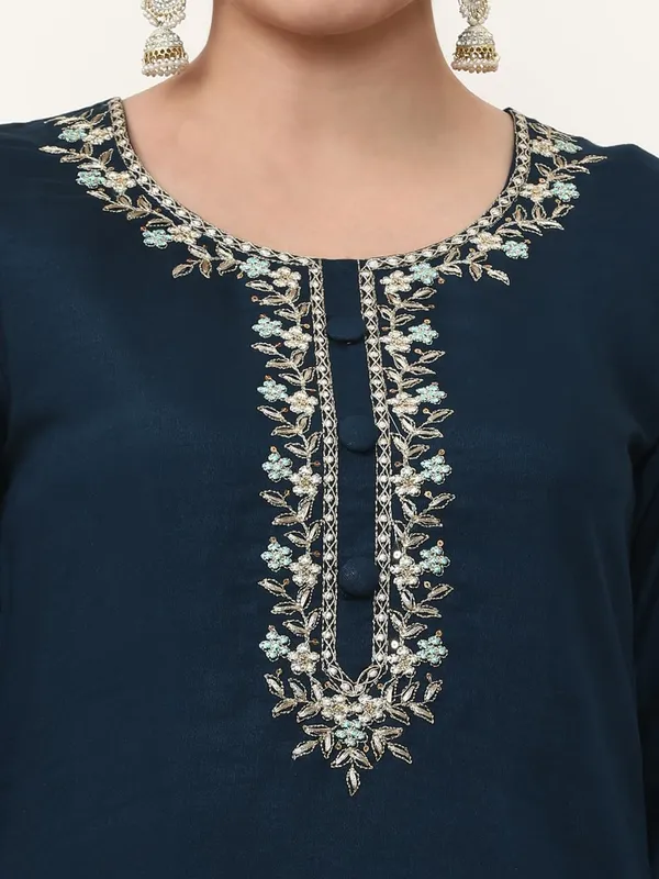 Navy_Blue_Jaipur_Kurti_Solid_Embroidered_Straight_Kurta_And_Trousers_Sets