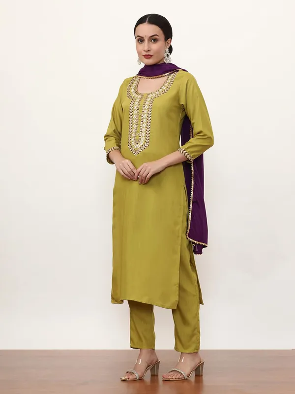 Lime_green_Jaipur_Kurti_Floral_Printed_Anarkali_Poly_Chiffon_Flared_Kurta_&_Churidar_Sets