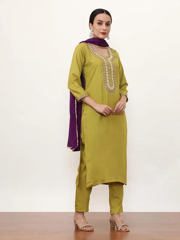 Lime_green_Jaipur_Kurti_Floral_Printed_Anarkali_Poly_Chiffon_Flared_Kurta_&_Churidar_Sets