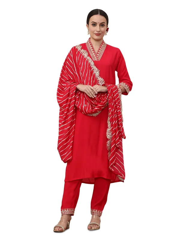 Fuchsia_Jaipur_Kurti_Embroidered_Ethnic_Motifs_Kurta_Sets_With_Dupatta