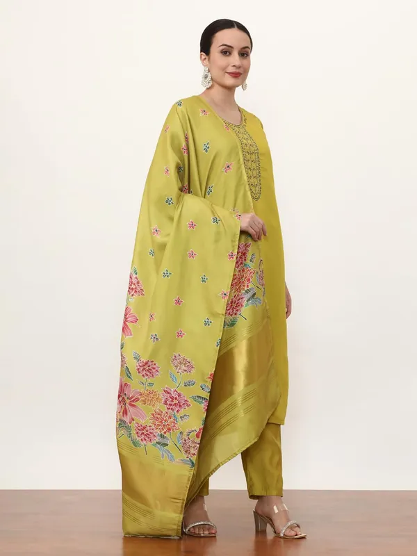Lime_Green_Jaipur_Kurti_Floral_Printed_Anarkali_Organza_Flared_Kurta_And_Palazzos_Sets