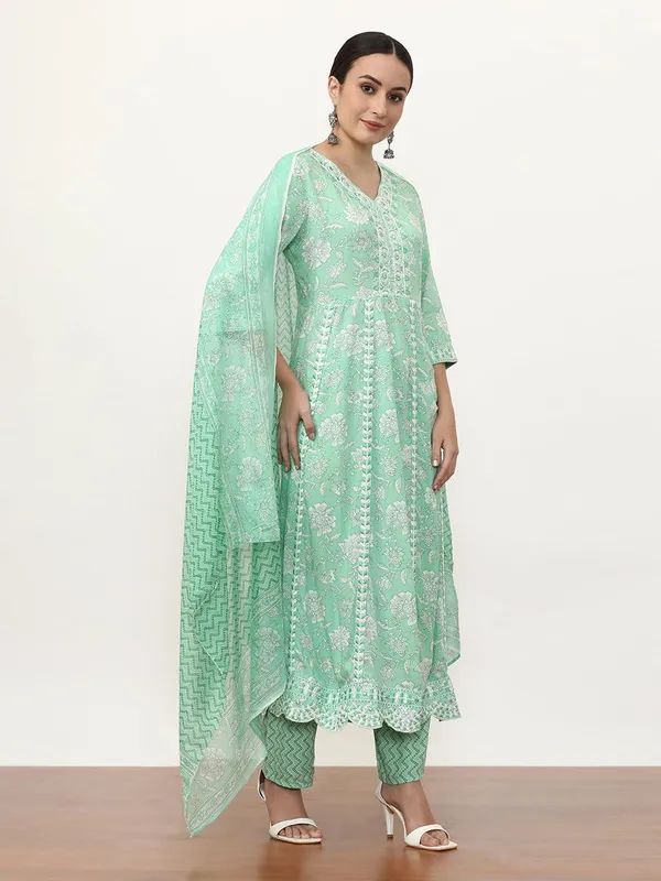 Green_Jaipur_Kurti_Embroidered_Linen_Floral_Kurta_Sets_With_Dupatta