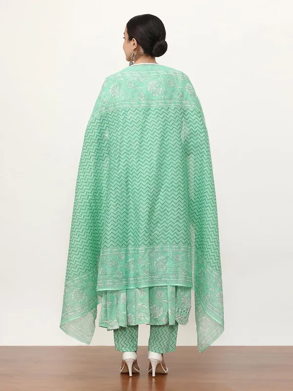 Green_Jaipur_Kurti_Embroidered_Linen_Floral_Kurta_Sets_With_Dupatta