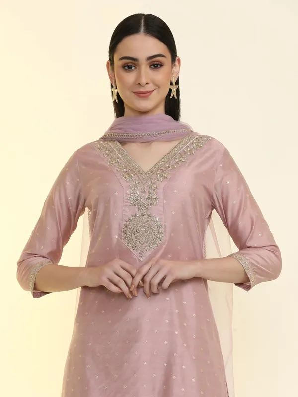 Pink_Jaipur_Kurti_Embroidered_Chanderi_Cotton_Solid_Kurta_Sets_With_Net_Dupatta