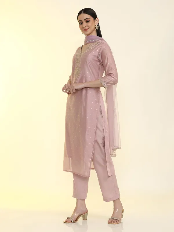 Pink_Jaipur_Kurti_Embroidered_Chanderi_Cotton_Solid_Kurta_Sets_With_Net_Dupatta