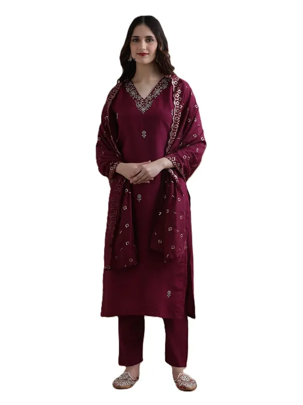 Wine_Jaipur_Kurti_Embroidered_Chanderi_Cotton_Ethnic_Motifs_Kurta_Sets_With_Dupatta