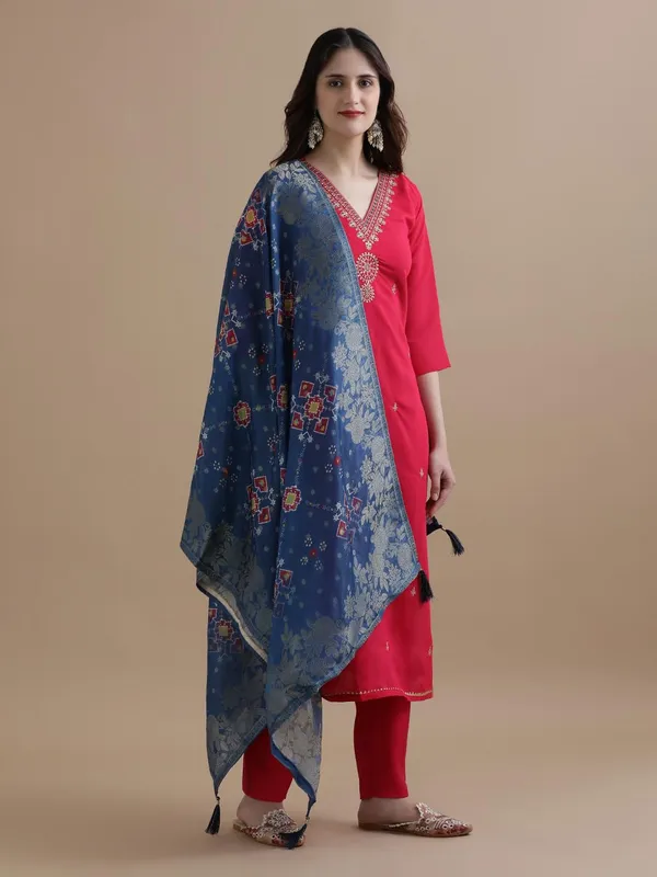 Red_Jaipur_Kurti_Embroidered_Chanderi_Cotton_Ethnic_Motifs_Kurta_Sets_With_Dupatta