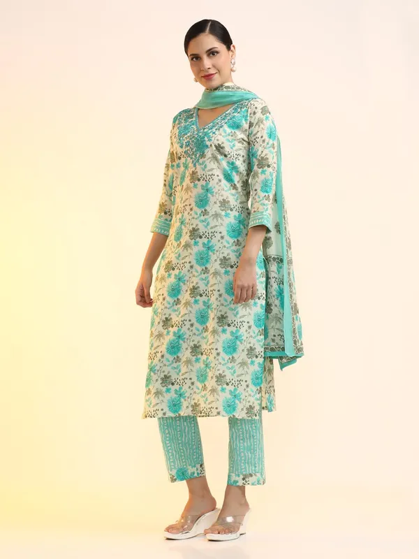 Sky_Blue_Jaipur_Kurti_Embroidered_Pure_Cotton_Floral_Kurta_Sets_With_Dupatta