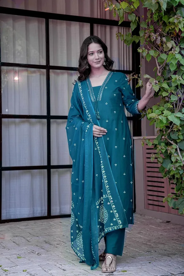 Blue_Pure_Cotton_Printed_Straight_Kurta_Set_With_Palazzo_Pants_And_Dupatta