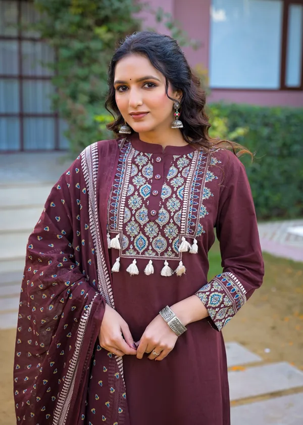 Multicolour_Festive_Rust_Red_Embroidered_Kurta_Set_With_Matching_Dupatta
