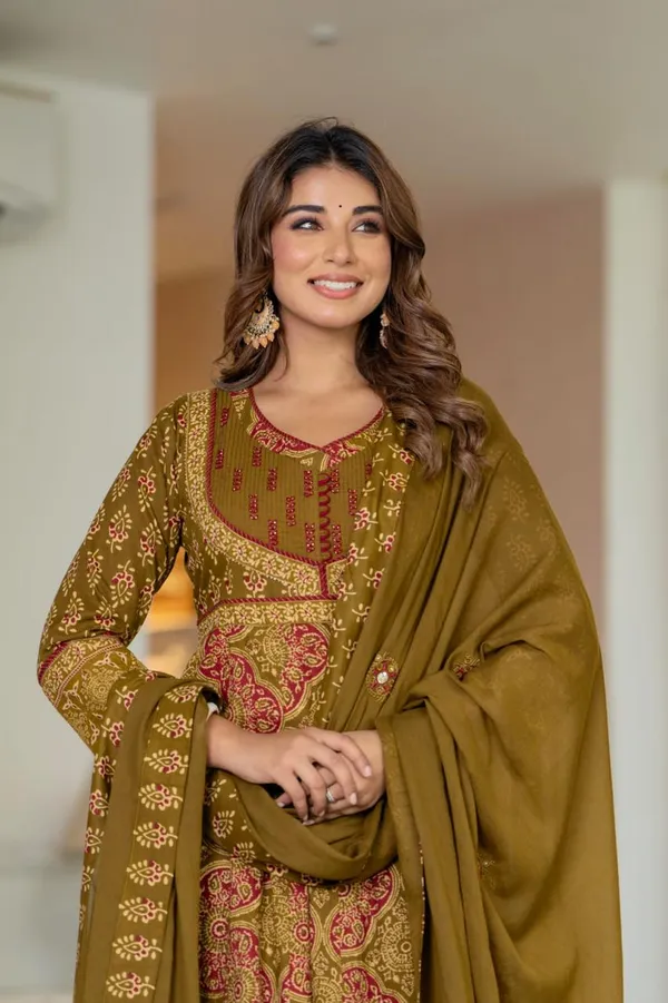 Olive_Green_Jaipuri_Premium_Olive_Green_Printed_Kurta_Pant_Set_With_Dupatta