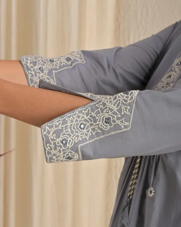 Charcoal_Grey_Cotton_Embroidered_Kurta_Pant_Set_With_Dupatta
