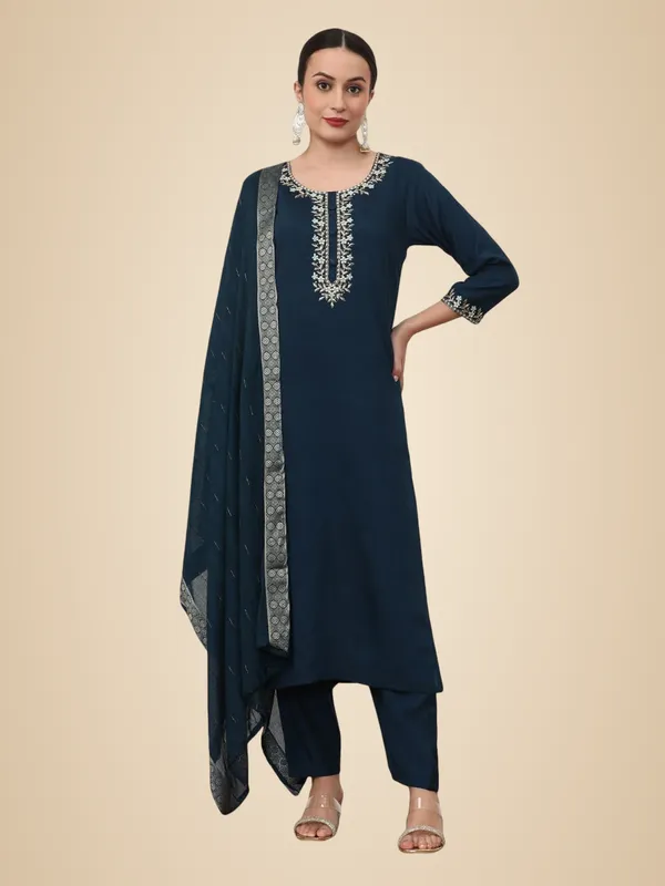 Navy_Blue_Jaipur_Kurti_Solid_Embroidered_Straight_Kurta_And_Trousers_Sets