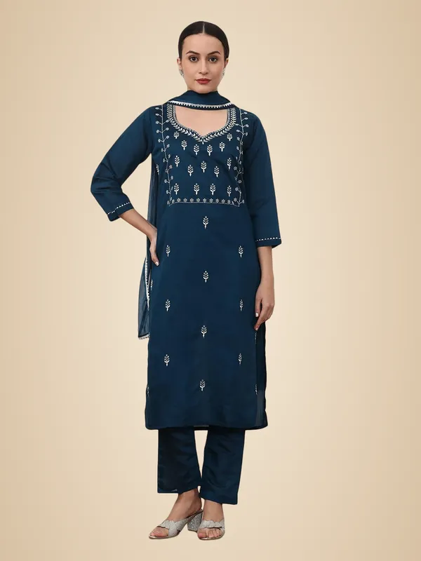 Teal_Jaipur_Kurti_Embroidered_Ethnic_Motifs_Kurta_Sets_With_Dupatta