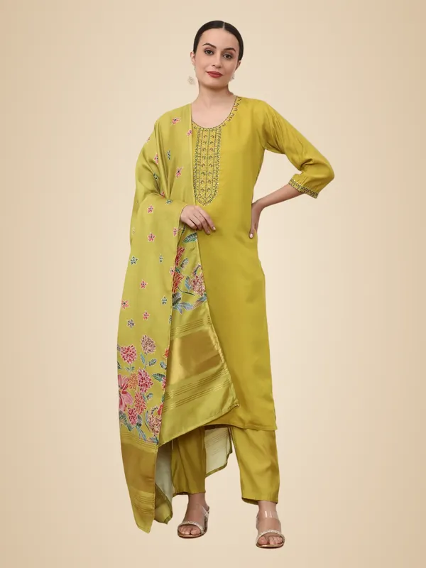Lime_Green_Jaipur_Kurti_Floral_Printed_Anarkali_Organza_Flared_Kurta_And_Palazzos_Sets