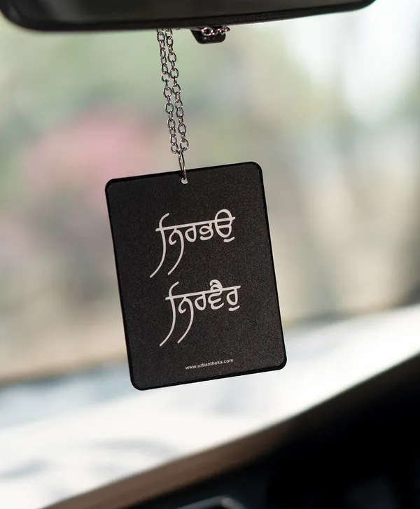 Nirbhau_Nirvair_Car_Hanging