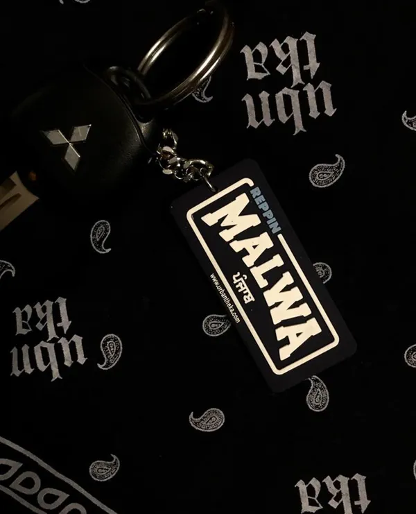 Keychains_Set_Of_7