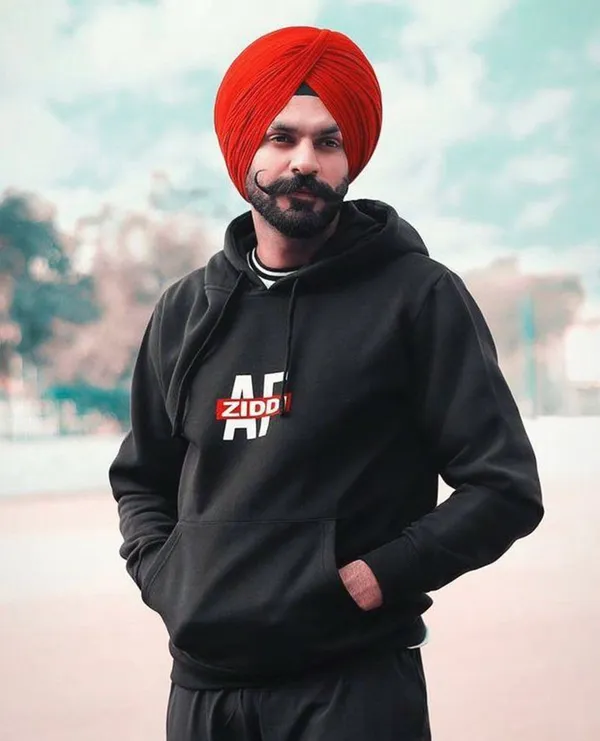 Urbantheka_Ziddi_Af_Hoodie