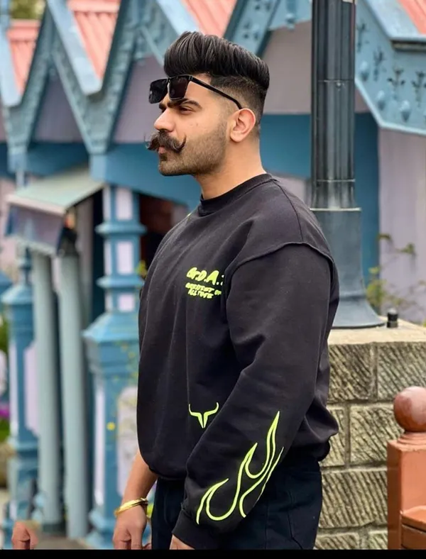 G_O_A_T_Sweatshirt_Neon_Green