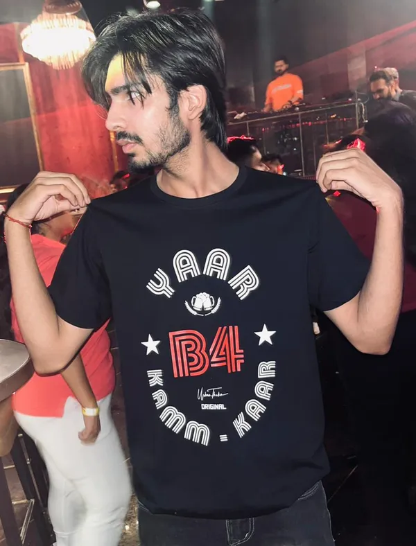 Yaar_B4_Kamm_Kaar_T-Shirt