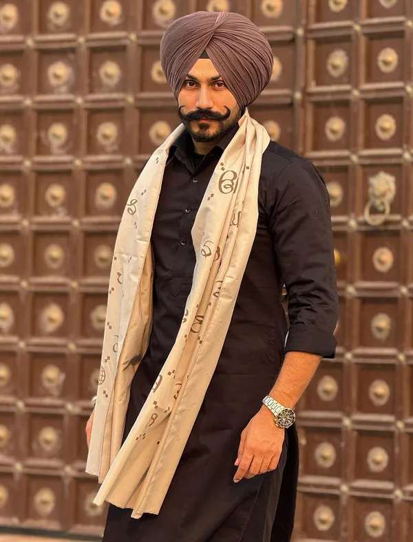 Maa_Boli_Designer_All_Weather_Stole_Skin_Shade