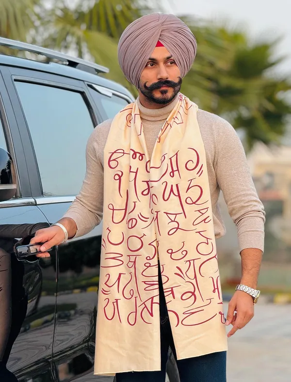 Maa_Boli_Artistic_Designer_All_Weather_Stole_Sunset_Cream