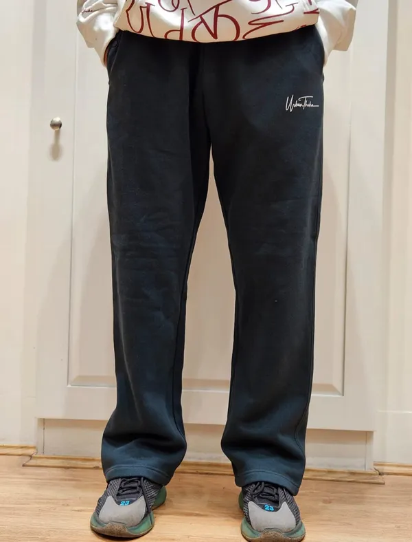 Bottle_Green_Warm_Straight_Fit_Lower_Limited_Edition