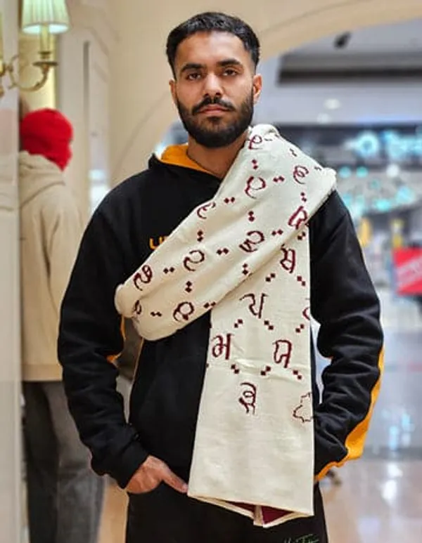 Maa_Boli_Winter_Stole_Rich_Cream_With_Blood_Red_Text_Cotton_Wool_Stuff