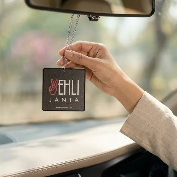 Vehli_Janta_Car_Hanging
