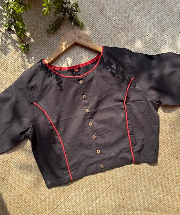 Black_Plain_Princess_cut_Readymade_Cotton_Blouses_with_Red_Piping