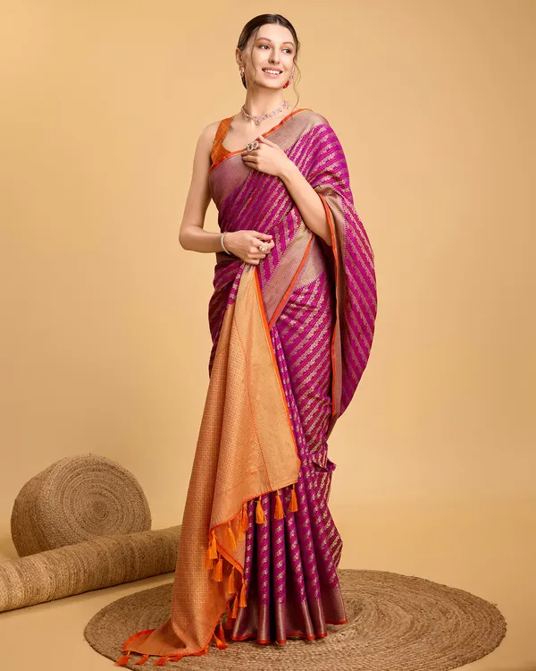 Tantvi_Queen_Fav_Banarsi_Silk_Jacquard_Saree