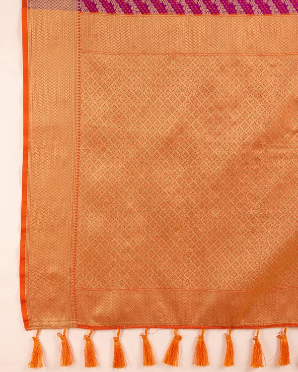 Tantvi_Queen_Fav_Banarsi_Silk_Jacquard_Saree