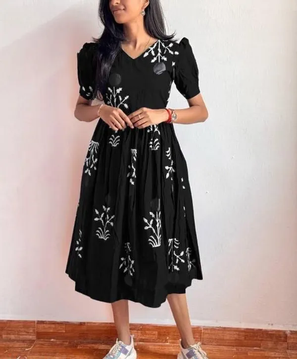 Anarkali_Rayon_Jaipuri_New_Kurti_For_Women's_And_Girls_/_Trending_New_Anarkali_Kurti_For_Women's/_Latest_Rayon_Kurti/Middi
