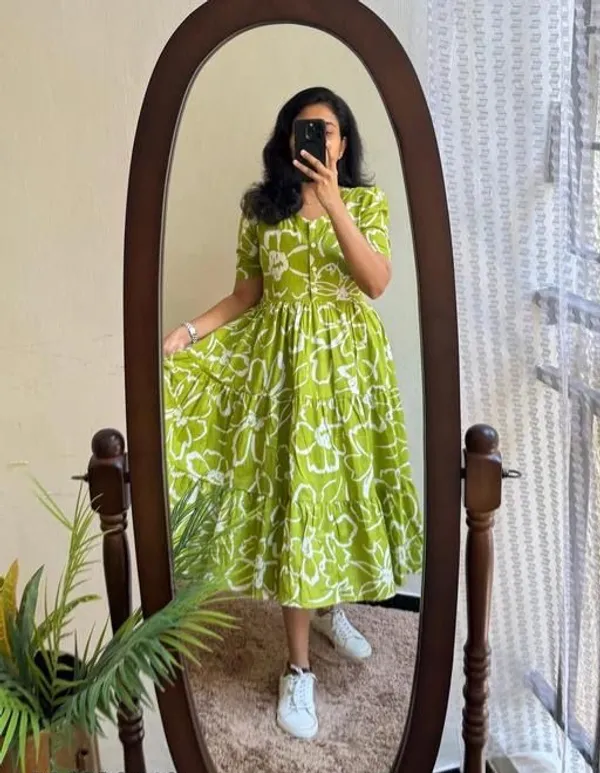 Green_Floral_Midi_Dress_|_Stylish_Green_Printed_Dress_|_Casual_Wear_Midi_Dress_for_Girls_|_Floral_Print_Long_Dress_|_Elegant_Printed_Gown_for_Daily_Wear_|_Green_Party_Wear_Midi_Dress_|_special_for_womens_and_girls