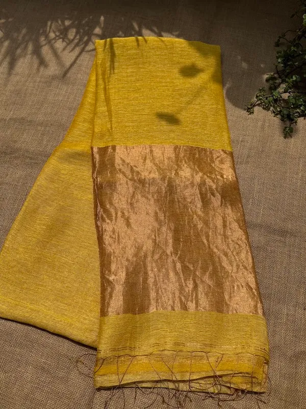 Surajmukhi_Pure__Silk_Linen_Handloom_Saree_with_Copper_Zari_Pallu