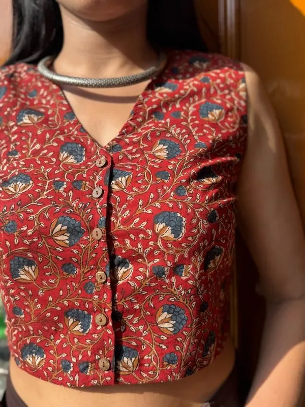 Kalamkari_Floral_Print_Sleeveless_Blouse