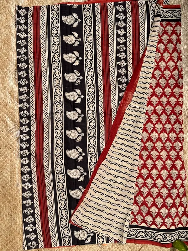 Bagru_Floral_Buti_Hand_Block__Cotton_Saree