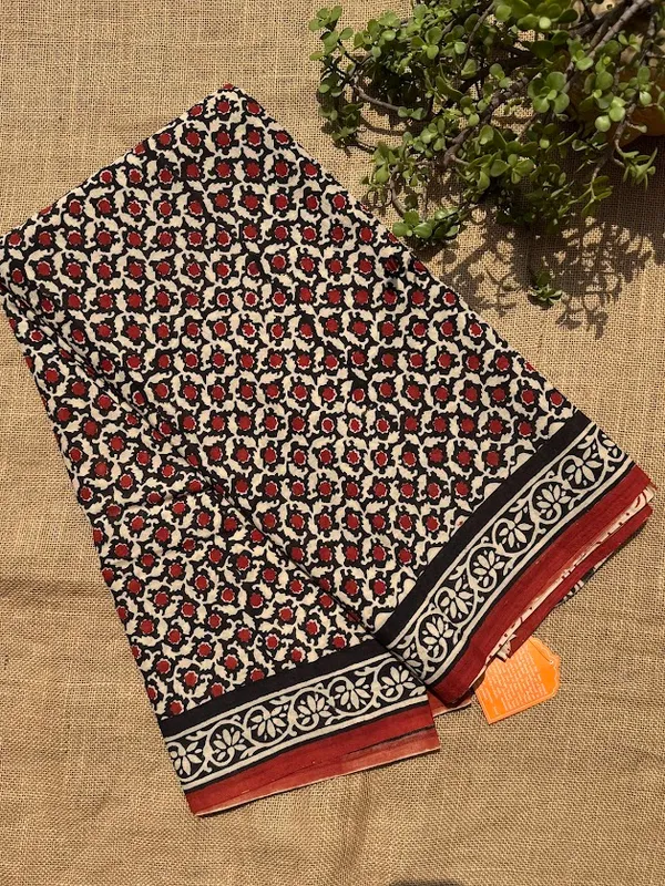 Bagru_Gulnaar_Floral_Mulmul_Saree_with_Blouse_Piece