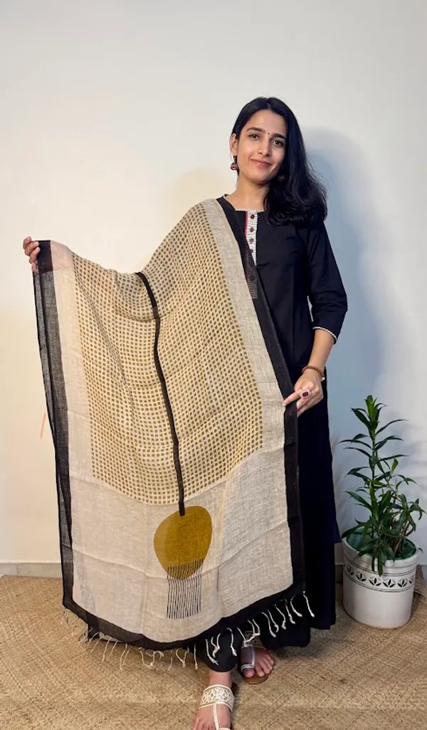 Beige_&_Black_Geometric_Hand_Block_Printed_Pure_Linen_Dupatta