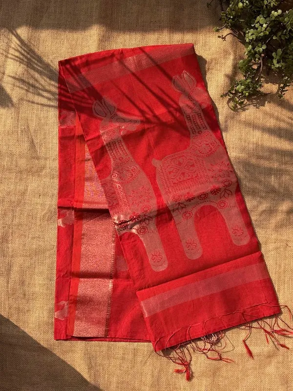 Brick_Red_Festive_Handloom_Cotton_Silk_Saree_with_Metallic_Copper_Horse_Motifs_&_Zari_Border
