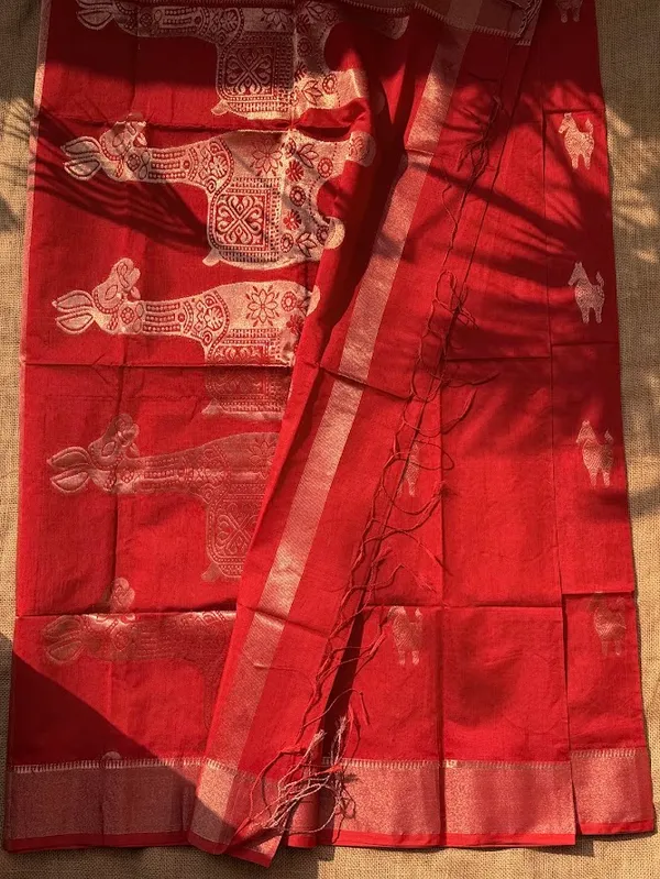 Brick_Red_Festive_Handloom_Cotton_Silk_Saree_with_Metallic_Copper_Horse_Motifs_&_Zari_Border