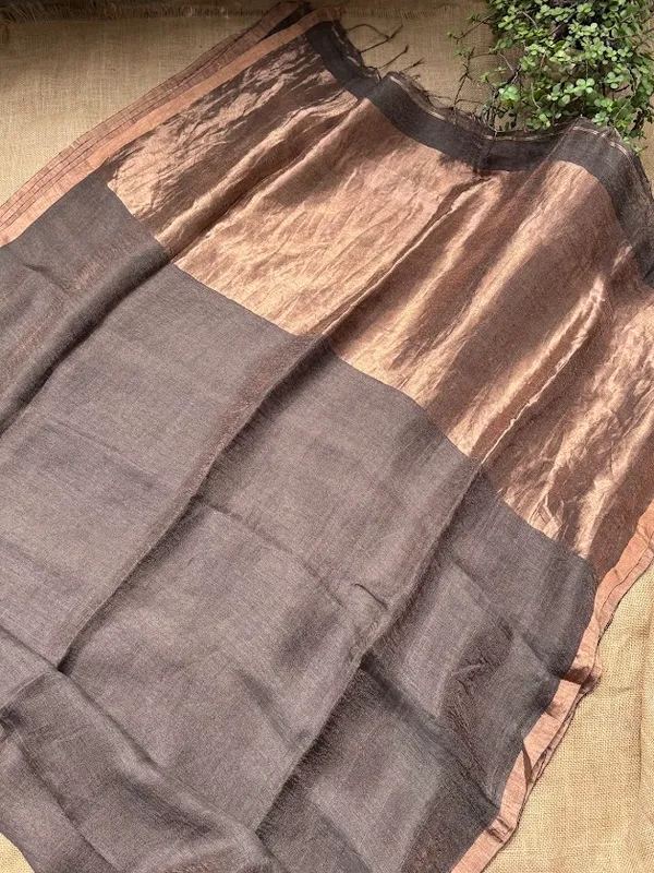 Earthy_Mocha_Pure_Silk_Linen_Handloom_Saree_with_Copper_Zari_Pallu