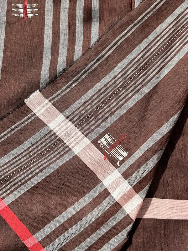 Deep_Cocoa_Brown_Dhaniakhali_Cotton_Handloom_Saree_with_Geometric_Arrow_Motifs_&_Coral_Red_Border