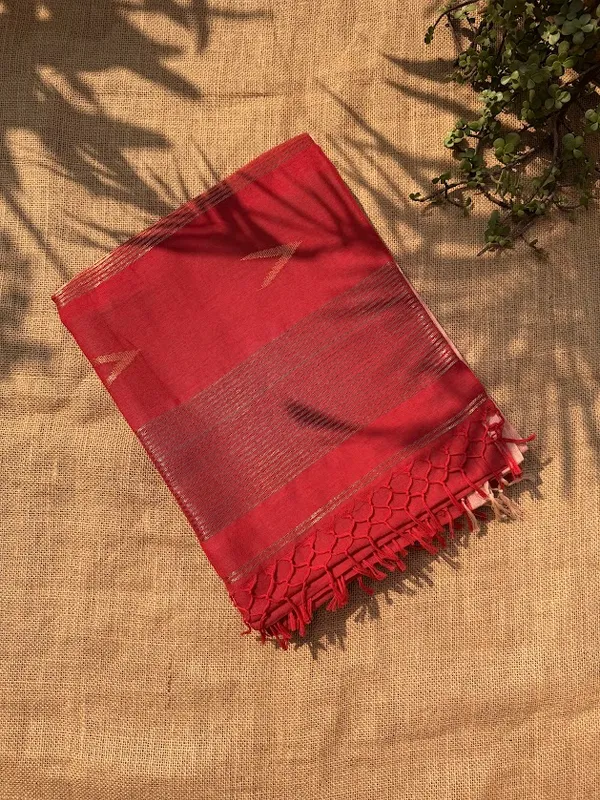 Deep_Red_Festive_Pure_Cotton_Handloom_Saree_with_Copper_Zari_Motifs_&_Striped_Pallu