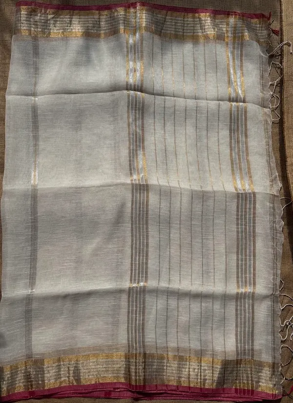 Gulnar_Ivory_Linen_Saree
