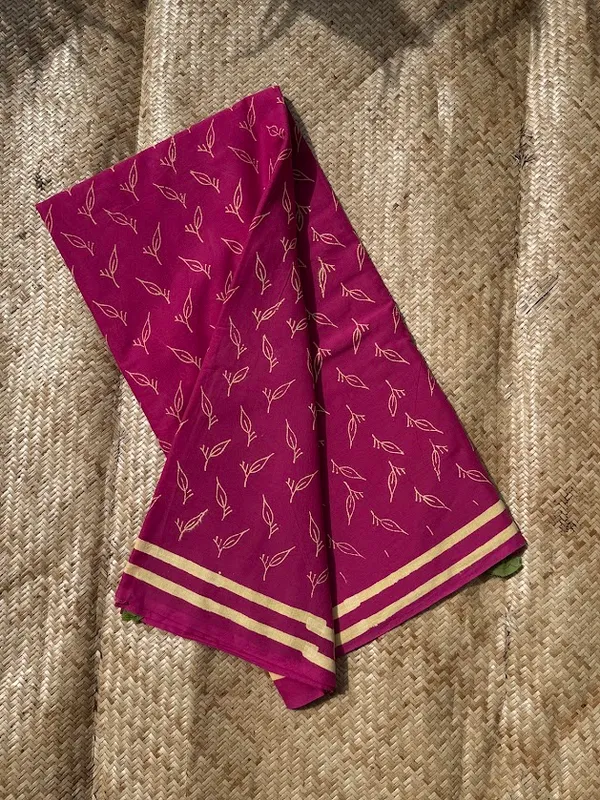 Gulabi_Pallavi_Mulmul_Saree