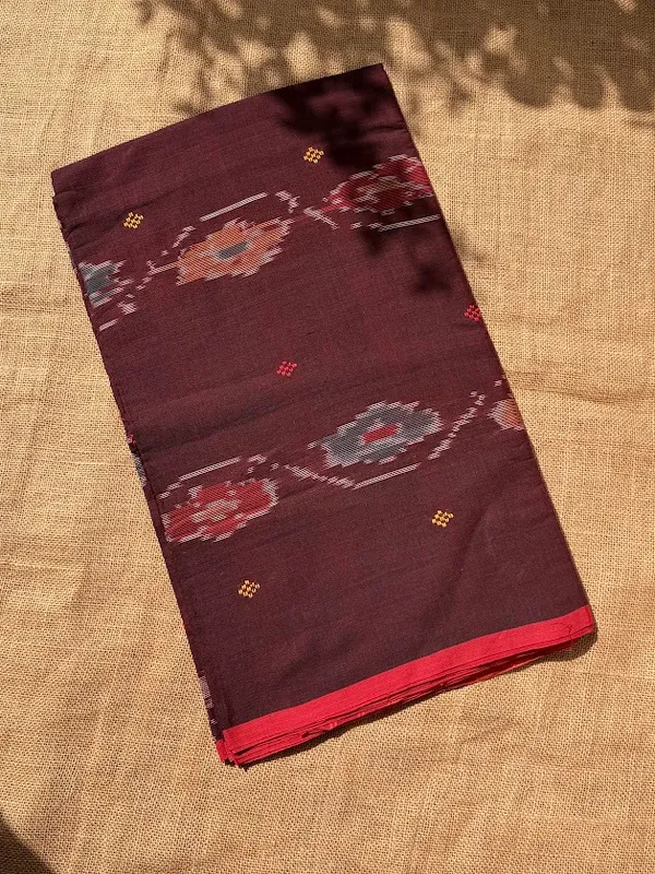 Handwoven_Dhaniakhali_Cotton_Saree_in_Deep_Cocoa_Brown_with_Crimson_Red_Accent_Border