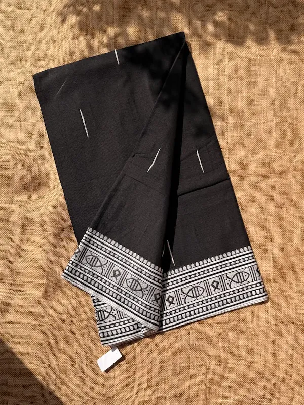 Jet_Black_&_Silver_Grey_Dhaniakhali_Pure_Cotton_Handloom_Saree_with_Fish_Motif_Jamdani_Border